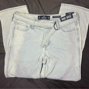 Hollister light wash mid rise crop boyfriend jeans size 9R